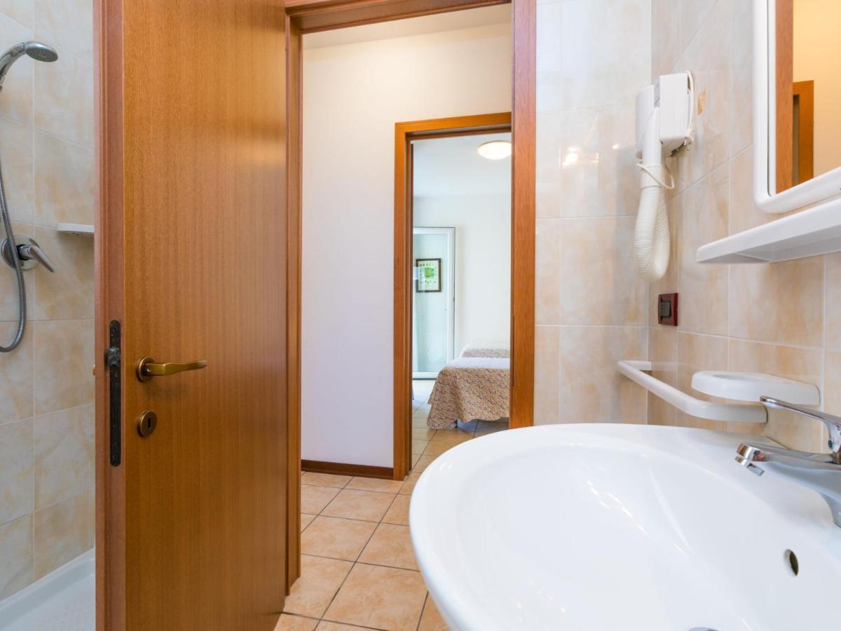 דונה ורדה Apartment Robinia-Pinetine-4 By Interhome מראה חיצוני תמונה